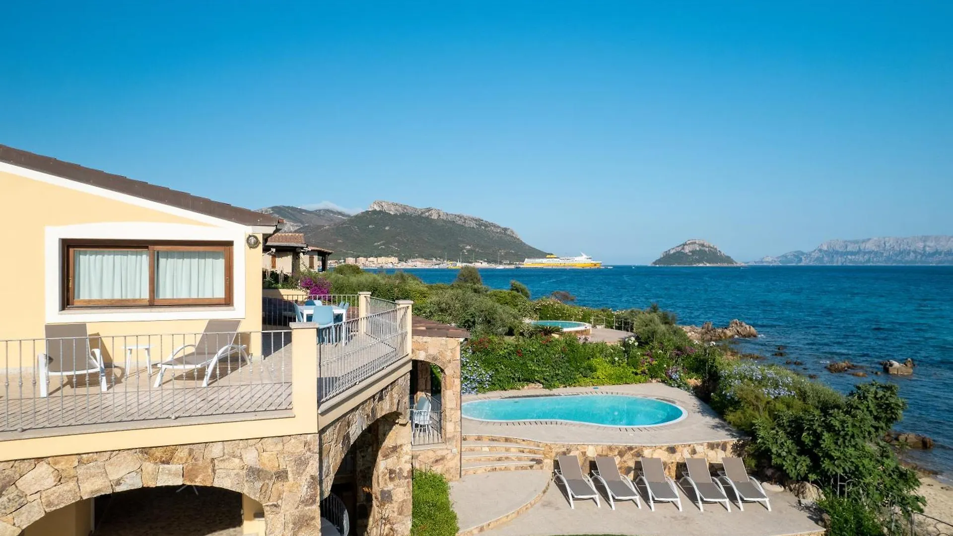 Villa Mimosa Golfo Aranci Italy