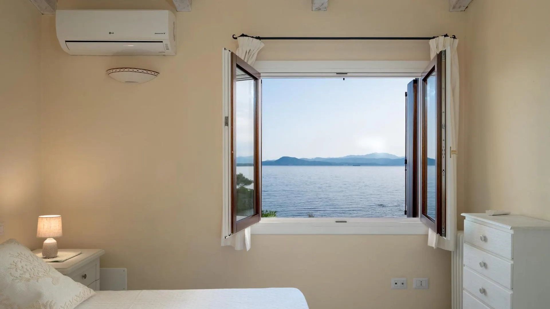 Villa Mimosa Golfo Aranci Italy